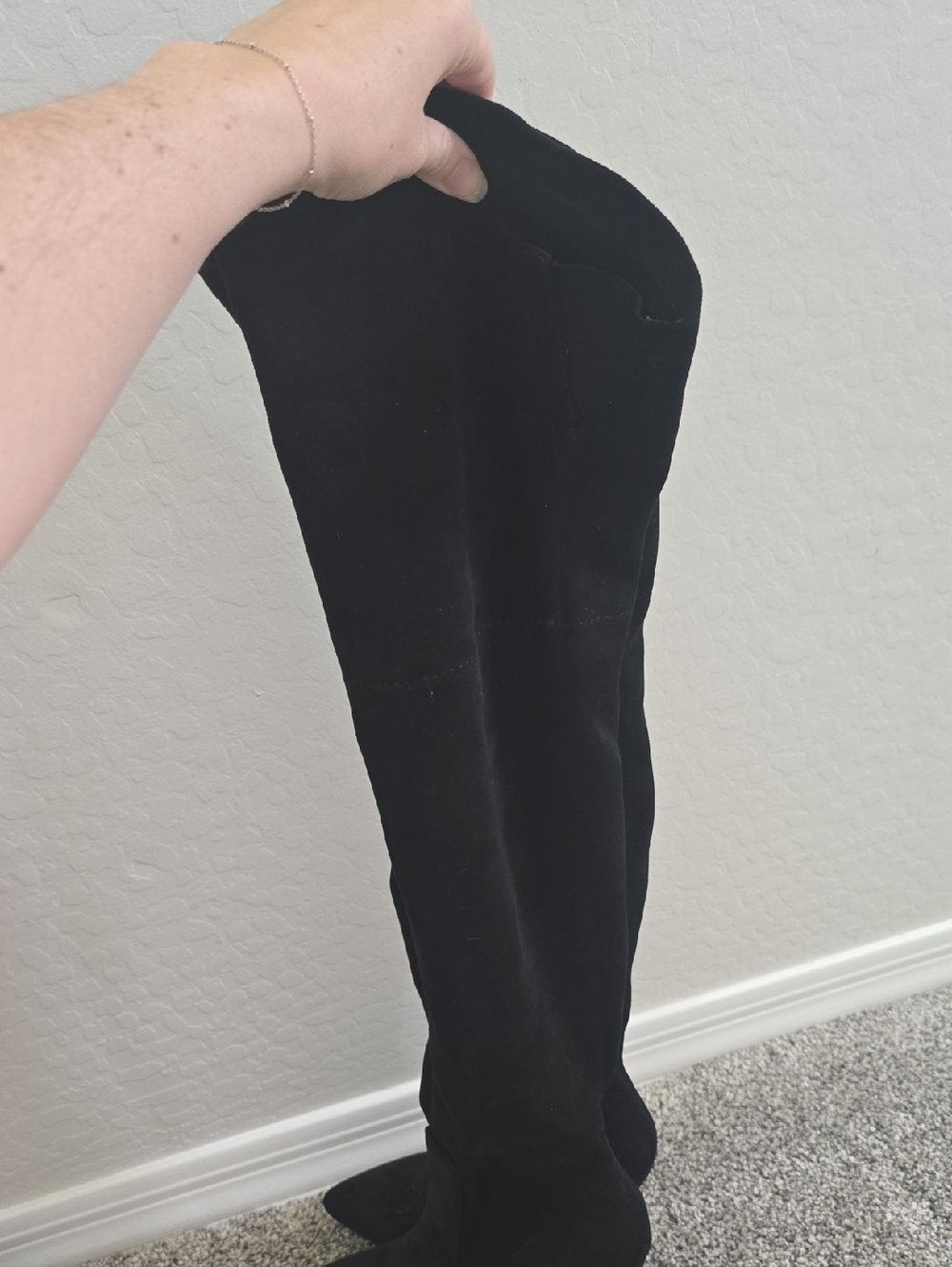 Black Over-the-Knee Suede Boots